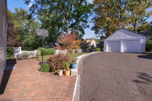 103 Tuscan Rd, Maplewood NJ 07040-2832 exterior