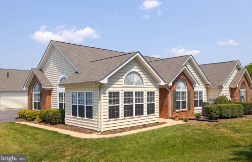 6218 Autumn Leaf Dr, Fredericksburg, VA 22407-7205