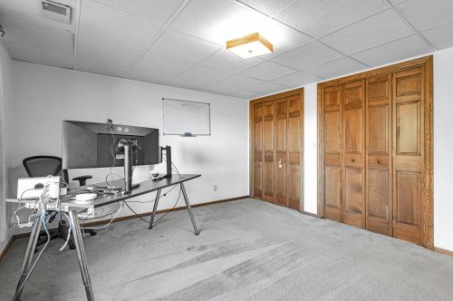 1433 Whitewater Dr, Manitowoc WI  54220-9433 exterior