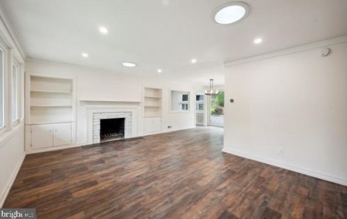 7 Greenbriar Ln, Newtown Square PA  19073-4005 exterior