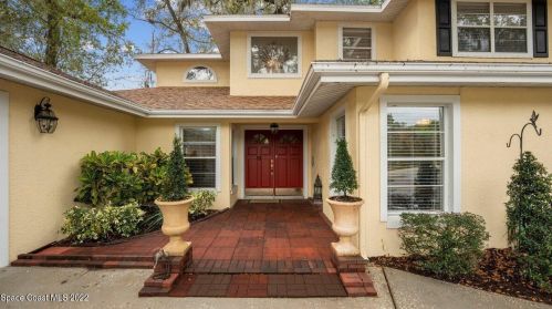 545 Country Club Dr, Titusville FL  32780-4976 exterior