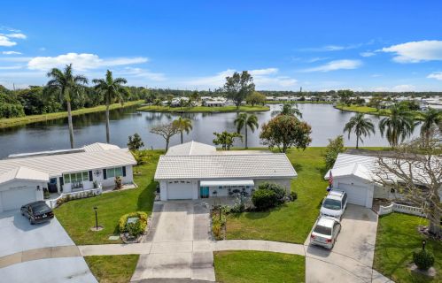 1390 17th Ave, Boynton Beach, FL 33426-6607