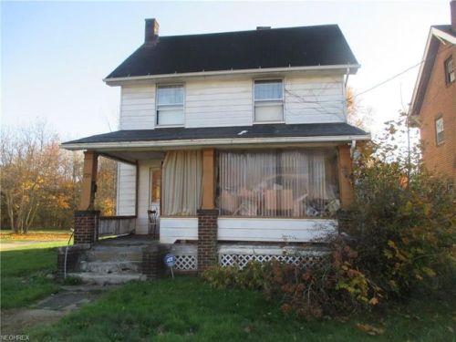 1725 Stewart Ave, Youngstown OH  44505-3423 exterior