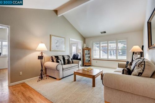 641 Woodbury Pl, Oakley, CA 94561-2531