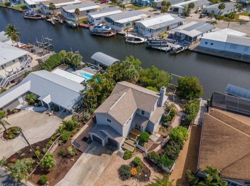 17841 Rebecca Ave, Fort Myers Beach FL  33931-3002 exterior