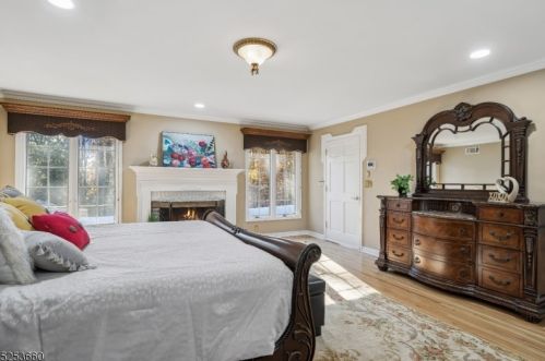 32 Ridge Rd, Parsippany NJ  07834-9629 exterior