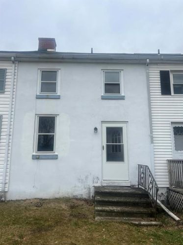 6 Furnace Row, Dauberville, PA 19533-8606
