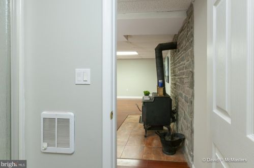 277 Black Cub Run Ln, Harpers Ferry WV  25425-6805 exterior