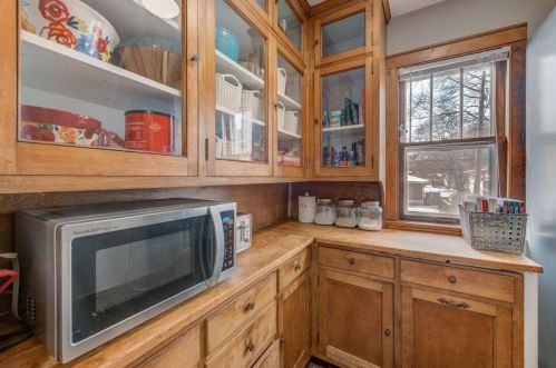 1207 Charlton St, Saint Paul MN 55118-2922 exterior