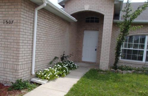 1507 Malaluka St, Deltona, FL 32725-7554