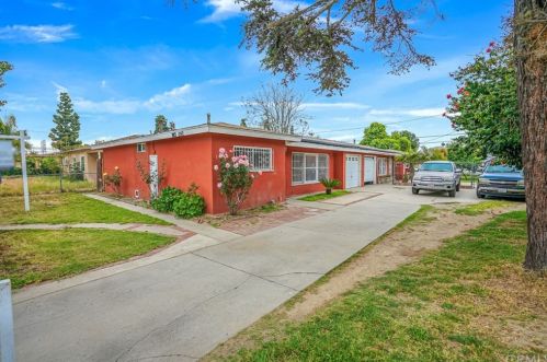 1140 71st Way, Long Beach CA  90805-1032 exterior