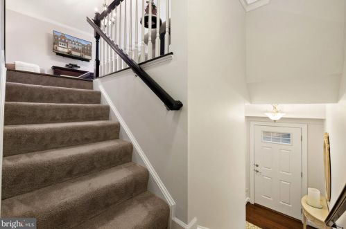 4318 Wisley Turn, Woodbridge VA  22192-7822 exterior