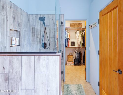 26506 11th Ave, Phoenix AZ  85085-1894 exterior