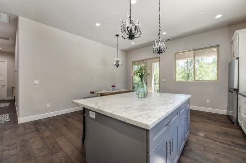 559 Greenwood Dr, Meadow Vista CA  95722-9708 exterior