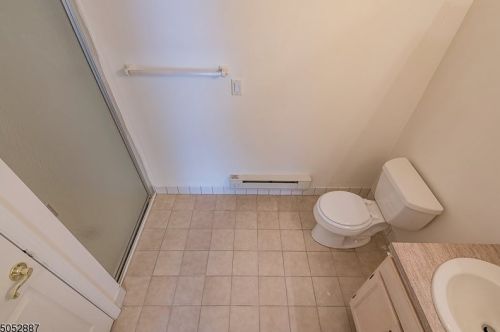 9301 Richmond Rd, West Milford Lakes NJ  07480-5131 exterior