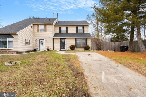 5 Hewitt Ln, Erial, NJ 08081-2547