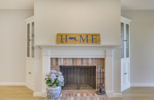 47 Highview Dr, Sandwich, MA 02563-2312