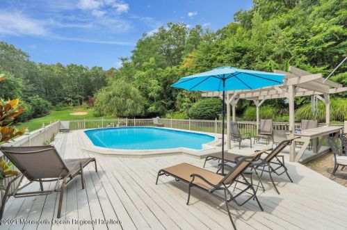 2107 Tiltons Corner Rd, Belmar, NJ 07719-9788