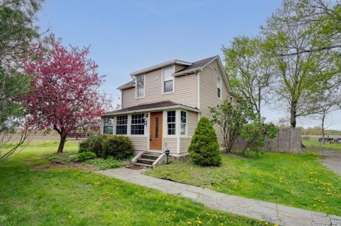 128 Lasher Rd, Nevis, NY 12583-5528