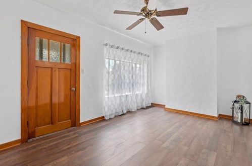 437 Penn St, Pittsburgh, PA 15227-3866
