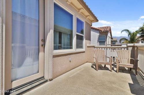 867 Coronado Cir, Santa Paula CA  93060-1666 exterior