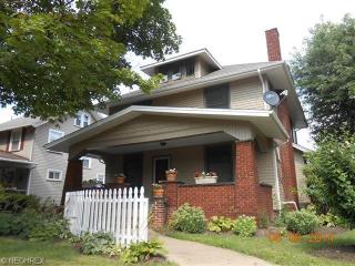 300 Bellflower Ave, Canton, OH 44708-5608