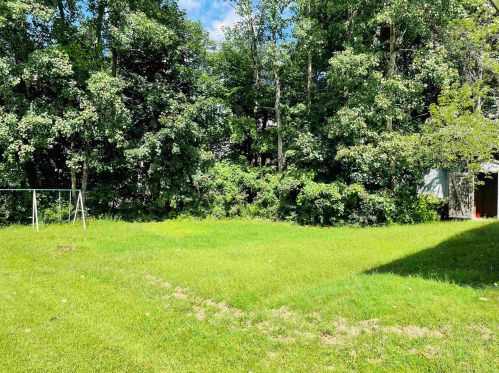 28 School St, Allenstown NH  03275-1974 exterior