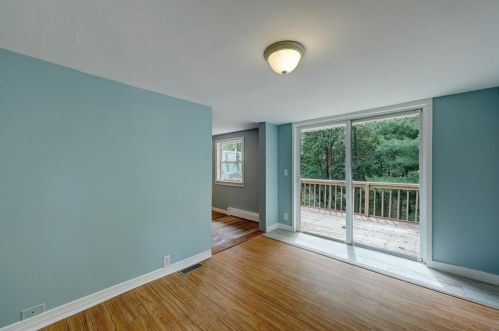 26 Mount Ave, Lincoln RI  02865-5142 exterior