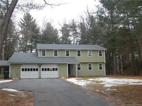 10 Fawn Dr, Granby CT  06035-2800 exterior