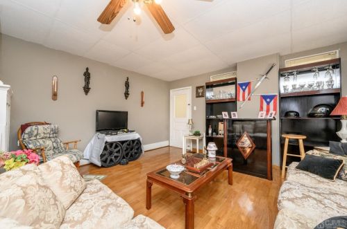 221 Filmore St, Gloucester NJ  08030-1122 exterior