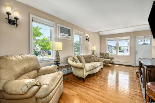 22 West Blvd, East Rockaway NY  11518-2518 exterior