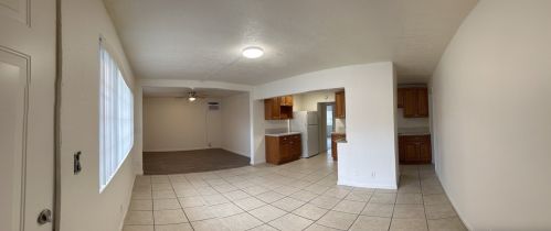 1712 Cherry Ave, Long Beach CA  90806-5821 exterior