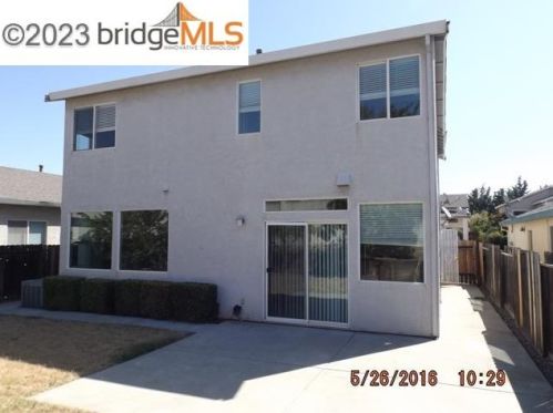 4469 Fall Ln, Oakley, CA 94561-2432