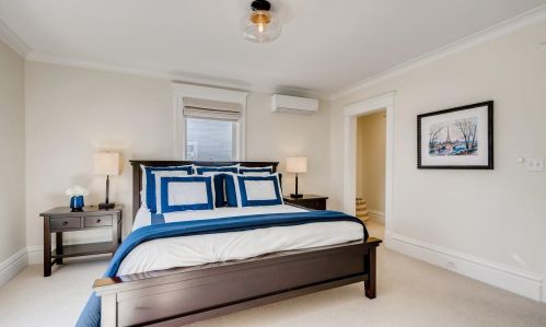 1726 Irving Ave, Minneapolis MN 55411-3153 exterior