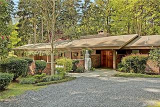 10919 Algonquin Rd, Edmonds, WA 98020-6108