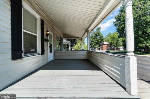 461 2nd St, Highspire PA  17034-1504 exterior