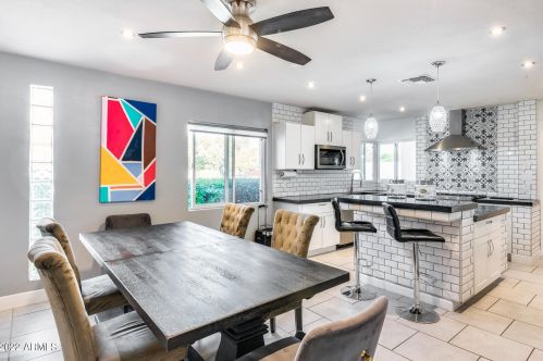 1801 Campbell Ave, Phoenix AZ  85015-3824 exterior