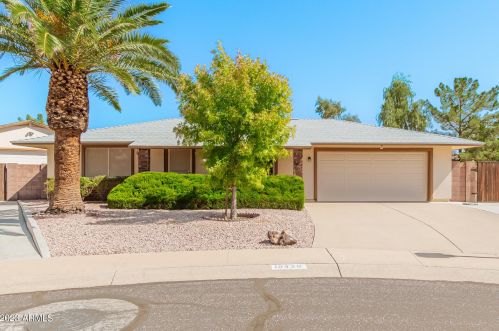 19429 Palo Verde Dr, Sun City, AZ 85373-1132