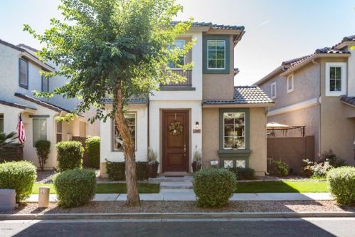 10047 Isabella Ave, Mesa, AZ 85209-7789