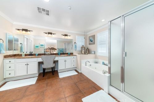 25989 Msn Rd, Loma Linda CA  92354-6506 exterior