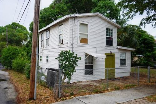 2017 Beautiful Ave, West Palm Beach, FL 33407-6314