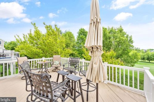 6352 Cullen Pl, Haymarket VA  20169-5400 exterior