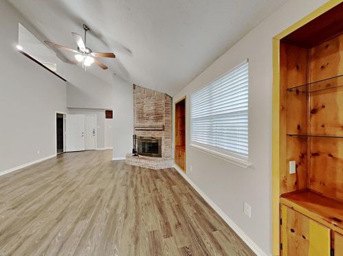 15231 Bedford Glen Dr, Channelview TX  77530-2273 exterior
