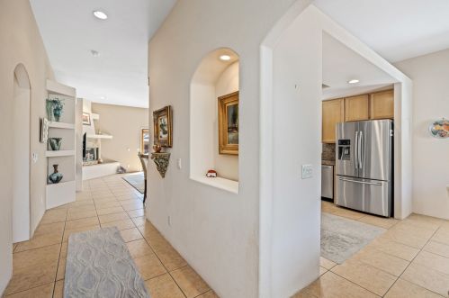 54560 Avenida Madero, La Quinta CA  92253-3725 exterior