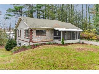 2312 Greater Druid Hills Blvd, Hendersonville, NC 28791-1508