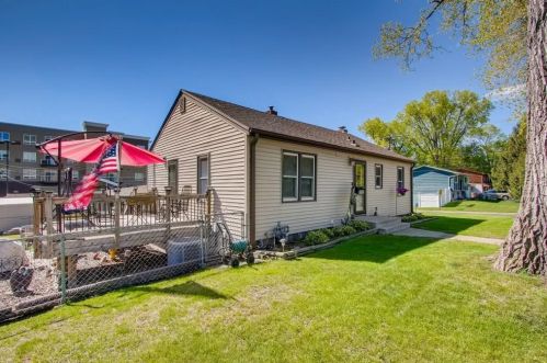 5980 4th St, Minneapolis, MN 55432-5517