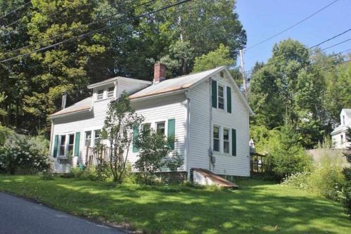 17 Craigue Hill Rd, Springfield, VT 05156-9381