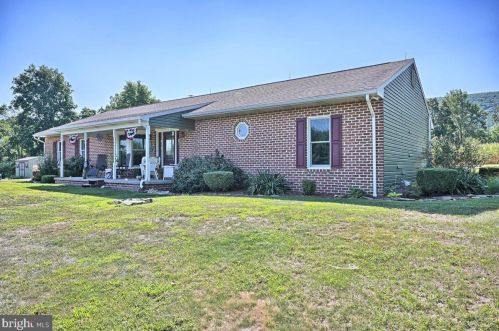 1396 Perry Valley Rd, Mount Patrick, PA 17045-9141