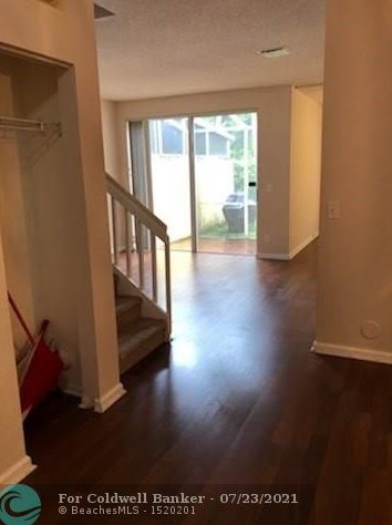 16868 1st Mnr, Hollywood, FL 33027-1012