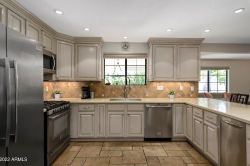 5119 Paradise Dr, Scottsdale AZ 85260-5433 exterior